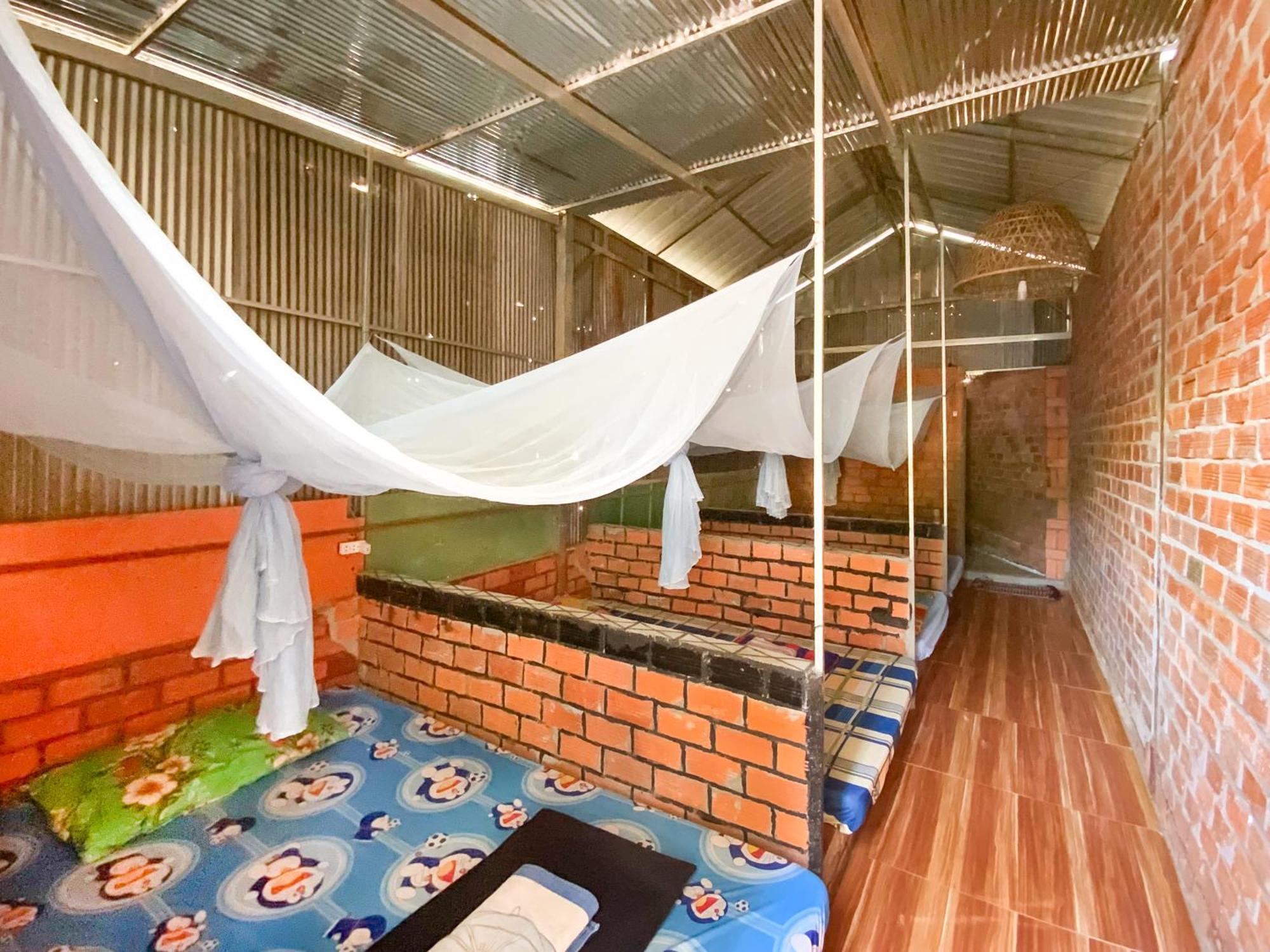 Banlung Ratanakiri Homestay & Jungle Trek מראה חיצוני תמונה