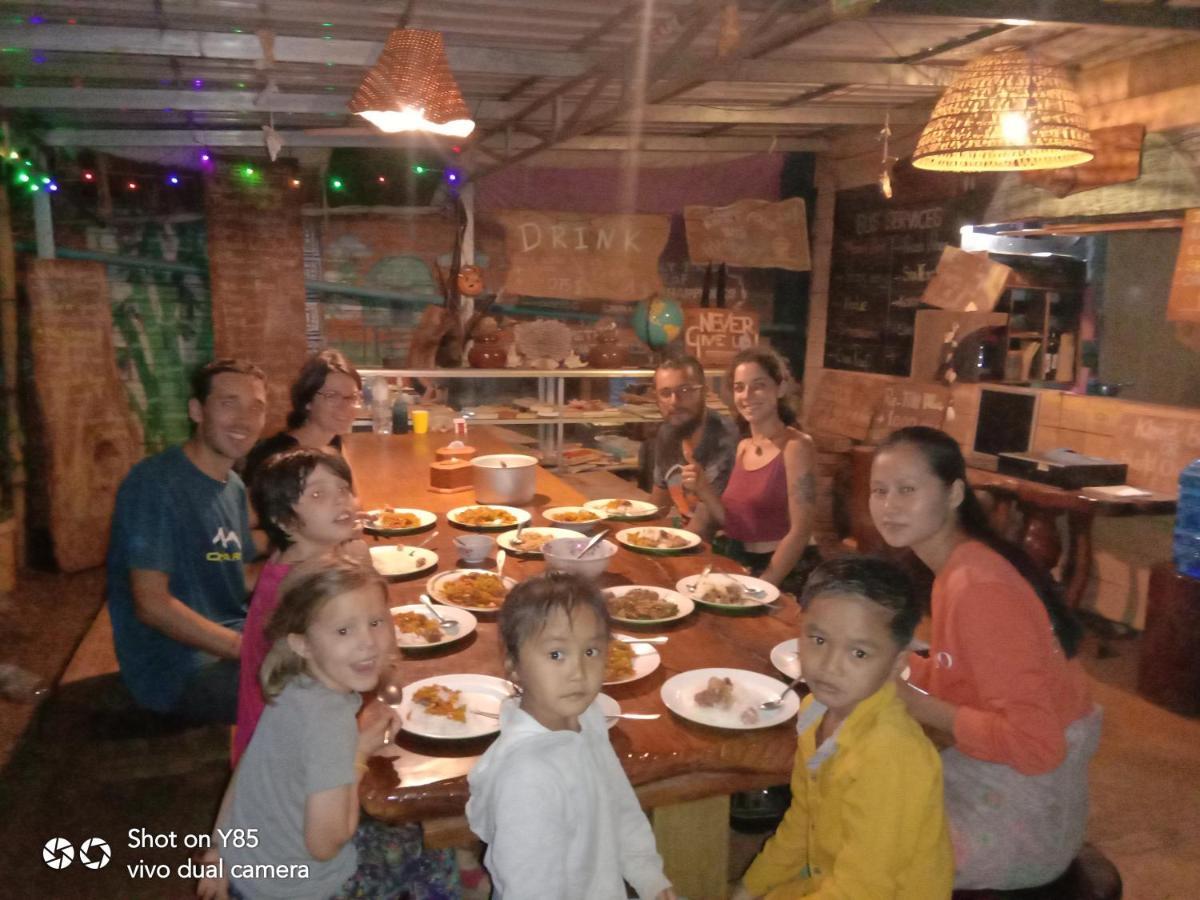 Banlung Ratanakiri Homestay & Jungle Trek מראה חיצוני תמונה